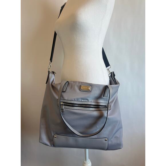 Madden Girl Nylon
Weekender Travel Large Tote Bag Gray and Black - Picture 1 of 11